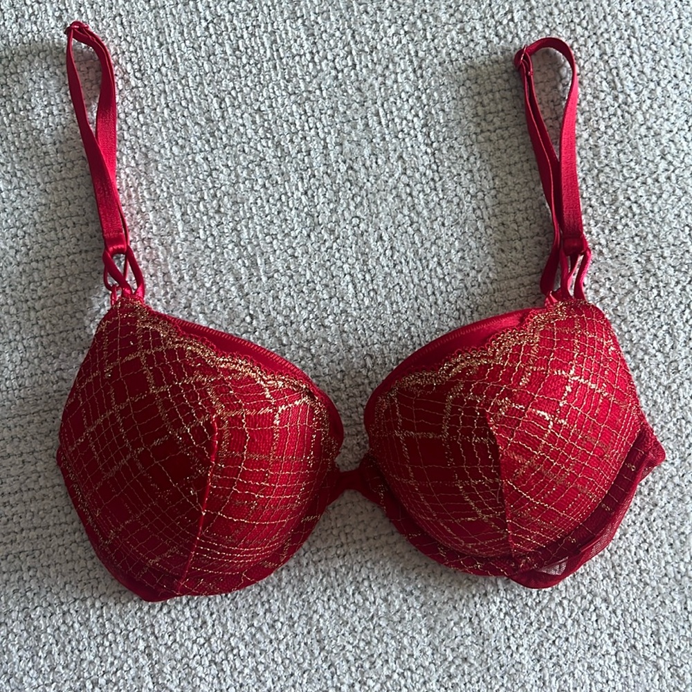 VS 34C Push up